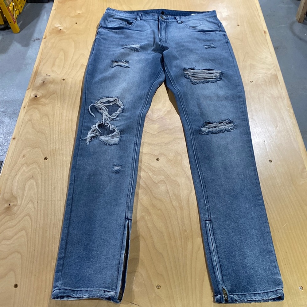 Skinny jeans
